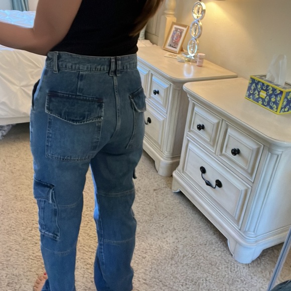 FRAME blue jeans cargo style open pockets like new! Wore 3 times. - Picture 11 of 12